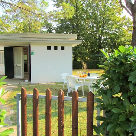 Quiet Charm Near The Beach - Beahost Villa